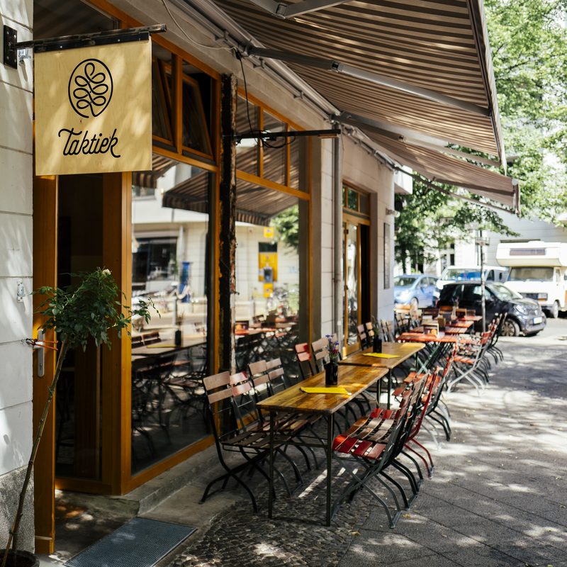Sitzpl&auml;tze drau&szlig;en